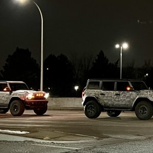 bronco-raptor-2022-ford-at-night.jpg