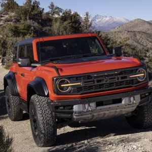 2022 Ford Bronco Raptor-official-release.jpg