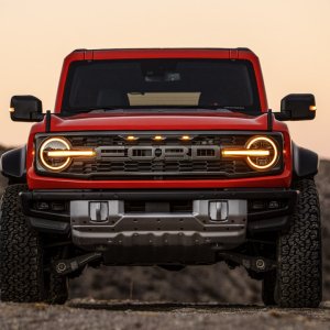 2022-Ford-Bronco-Raptor_18-1.jpeg