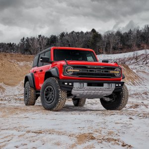 2022 Bronco Raptor Photos.jpeg