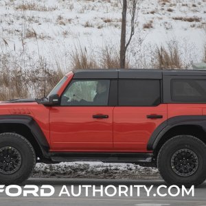 2022-Ford-Bronco-Raptor-Code-Orange-Real-World-Photos-Exterior-022.jpg