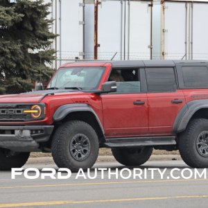 2022-Ford-Bronco-Raptor-Hot-Pepper-Real-World-Photos-Exterior-003.jpg