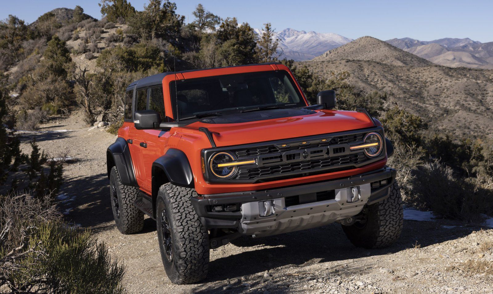 2022 Ford Bronco Raptor-official-release.jpg