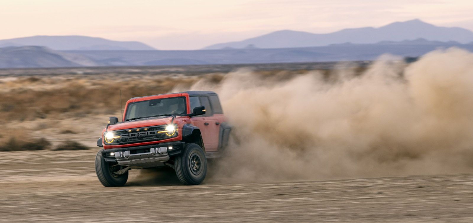 2022-Ford-Bronco-Raptor_15-1.jpeg