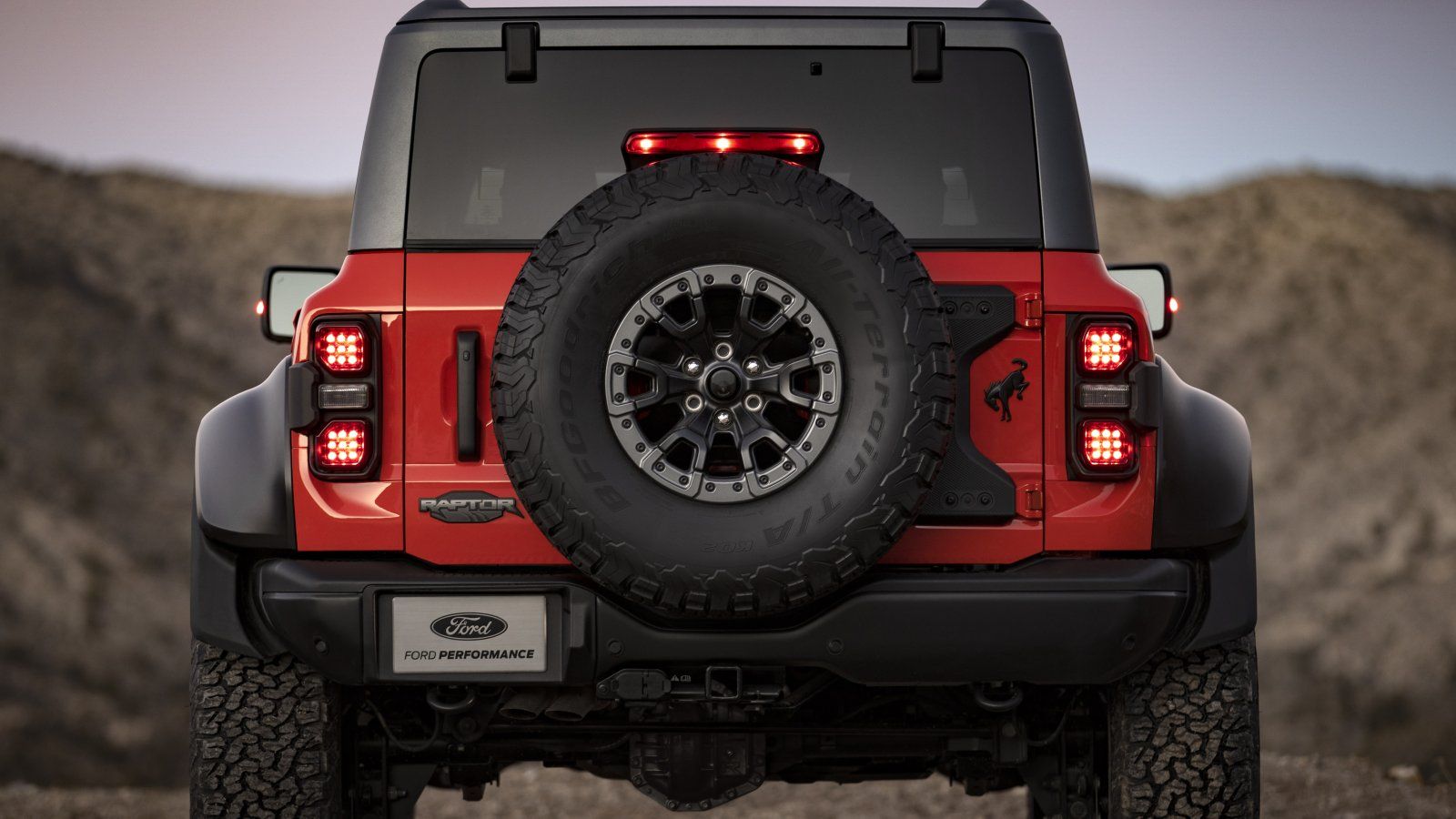 2022 Ford Bronco Raptor_19.jpg