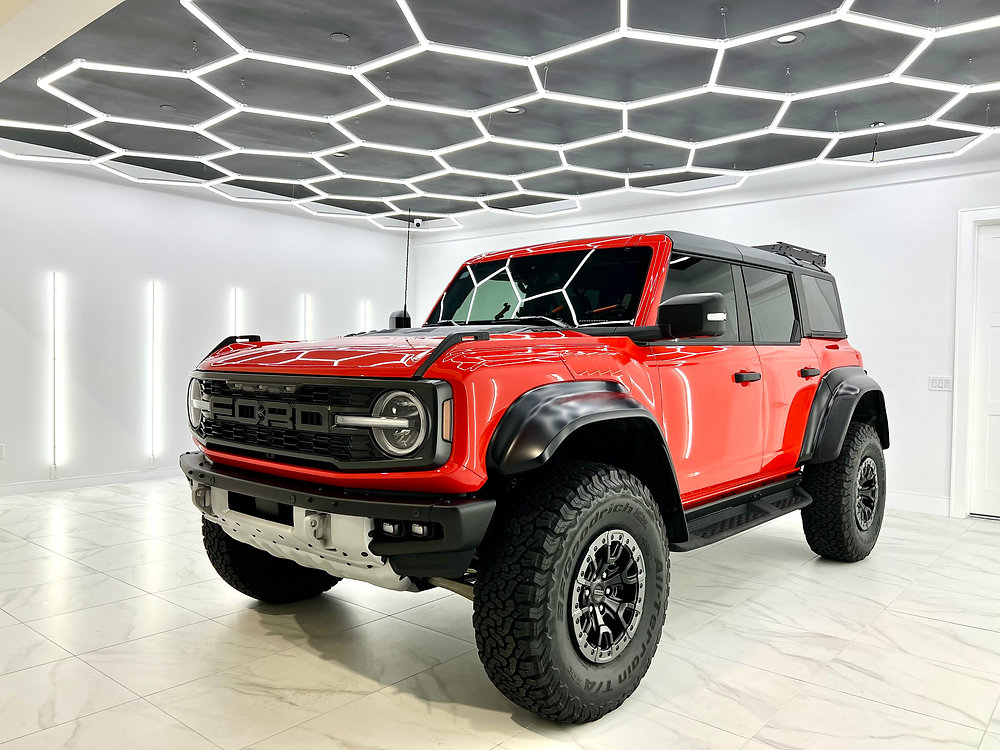 www.freedomautospa.com